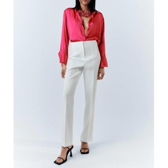 Zara High Waisted Flared Pants - Picture 4 of 9